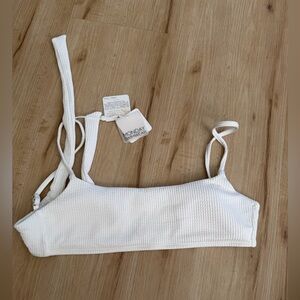 Monday Swimwear Bahamas Top